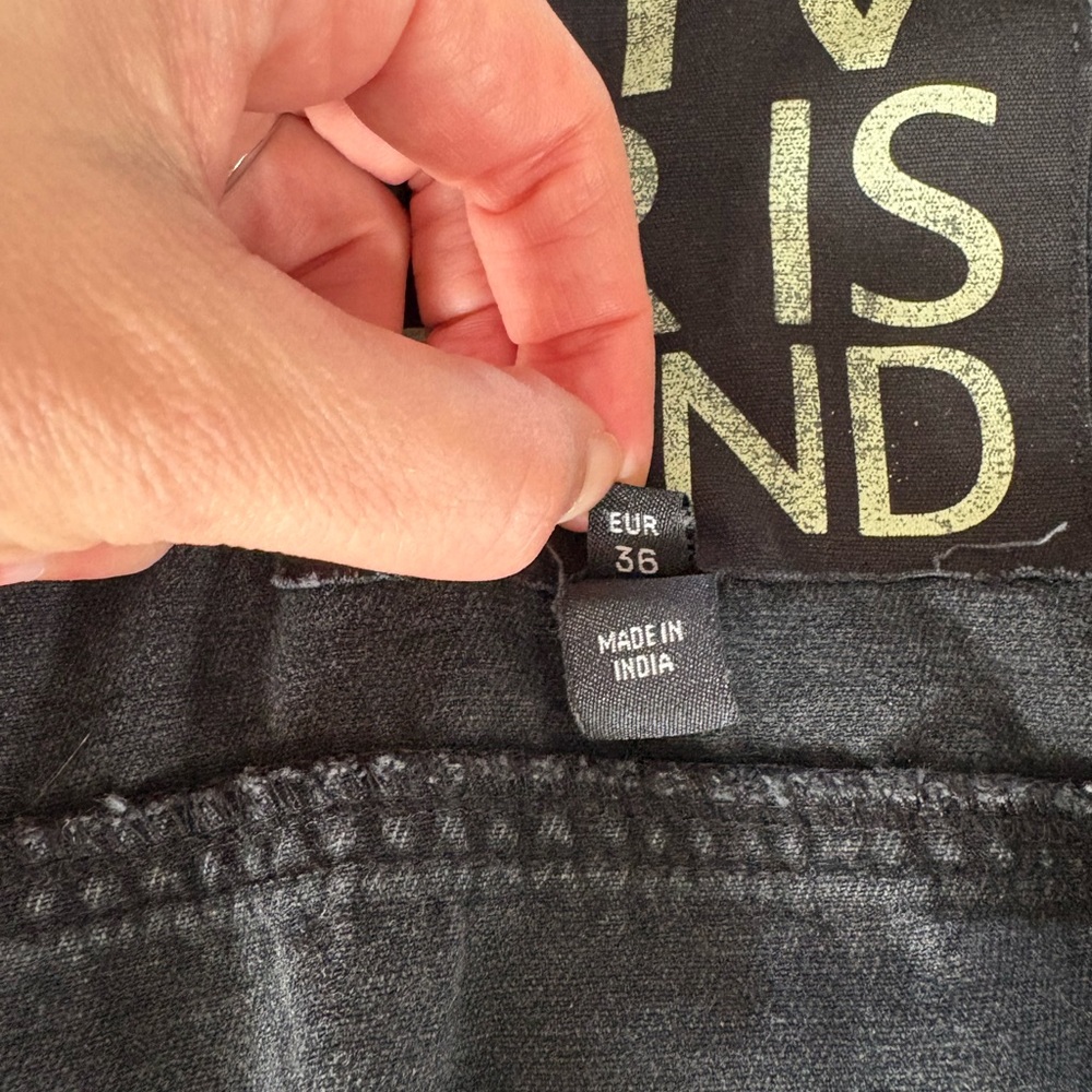 River Island Black Denim Jumpsuit - Picture 4 of 8